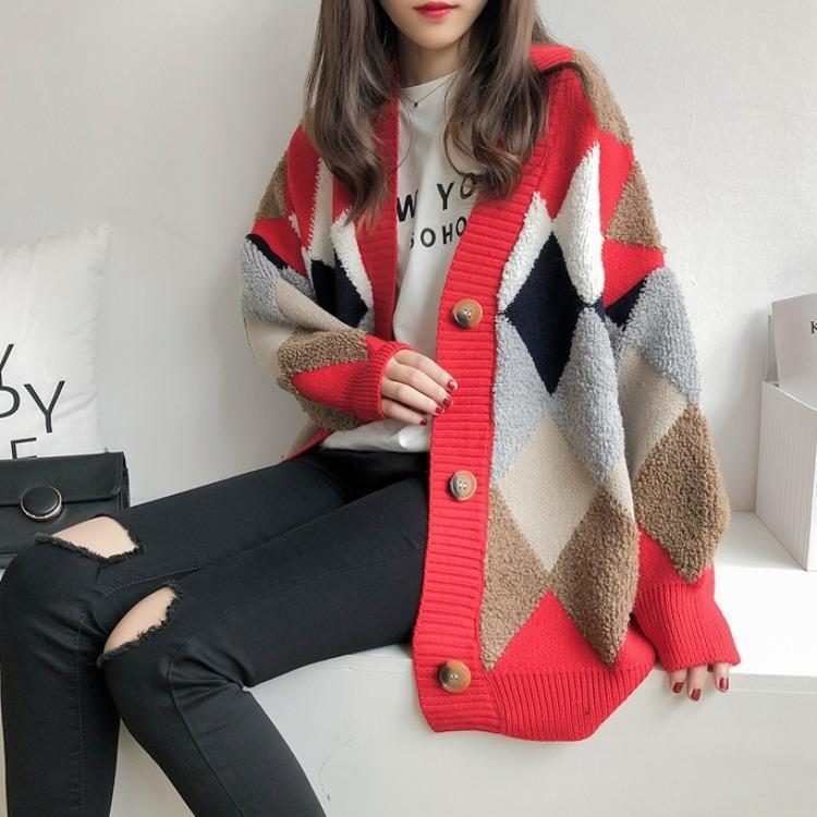 Argyle Knitted Cardigans Women Thick Warm Cozy Sweater Street Fashion Retro Outerwear Female Elegant Modern Korean Chic Casual alx