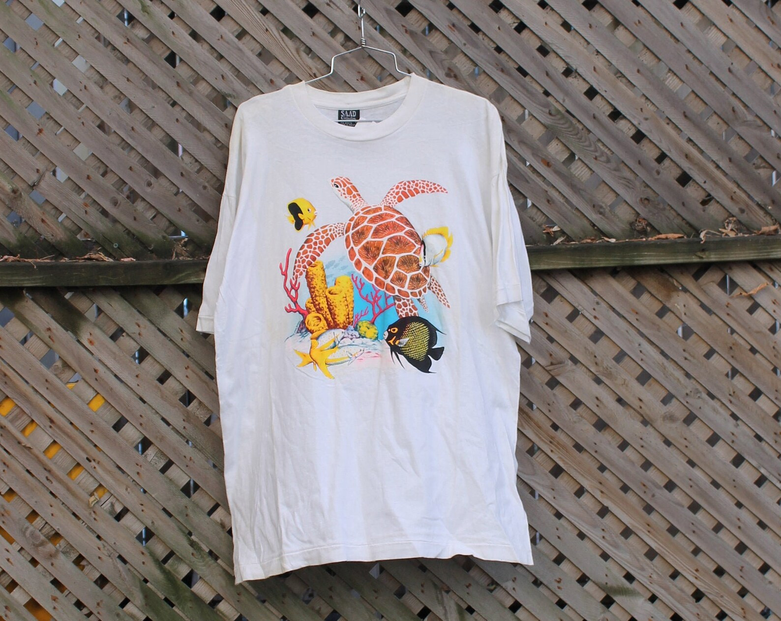 Vintage T Shirt  Fish  Underwater Graphic  Turtle  Sea Animal  80S  90S  Streetwear Fashion