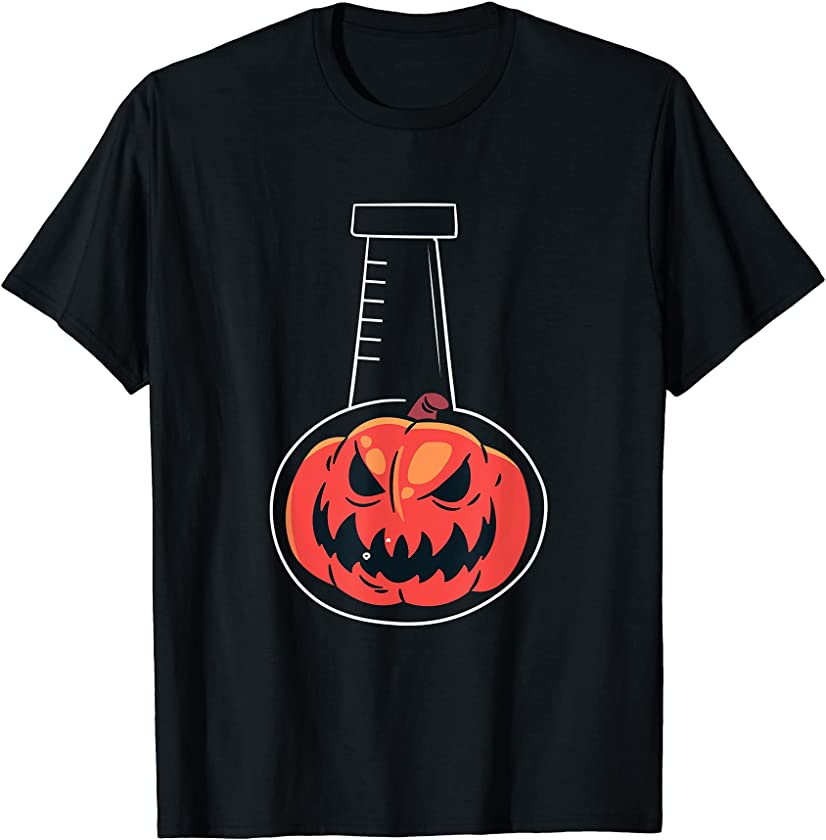 Halloween Chemistry Pumpkin Beaker Chemistry Lab Flask T-Shirt