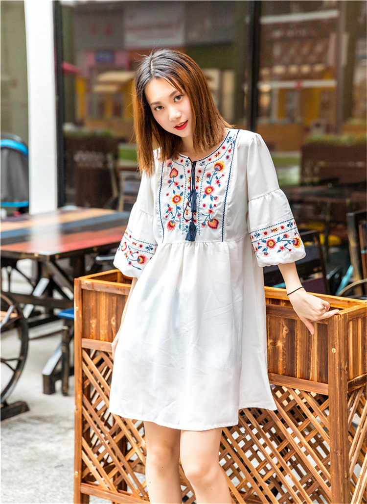 Women Vintage Floral Embroidery Dresses Bow Tie Lantern Long Sleeve Casual Brand Loose Pleated Dresses Elegant Boho Dress alx