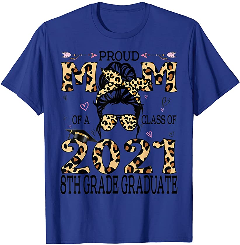 Proud Mom Of A 2021 8th Grade Graduate Leopard Print Messy T-Shirt