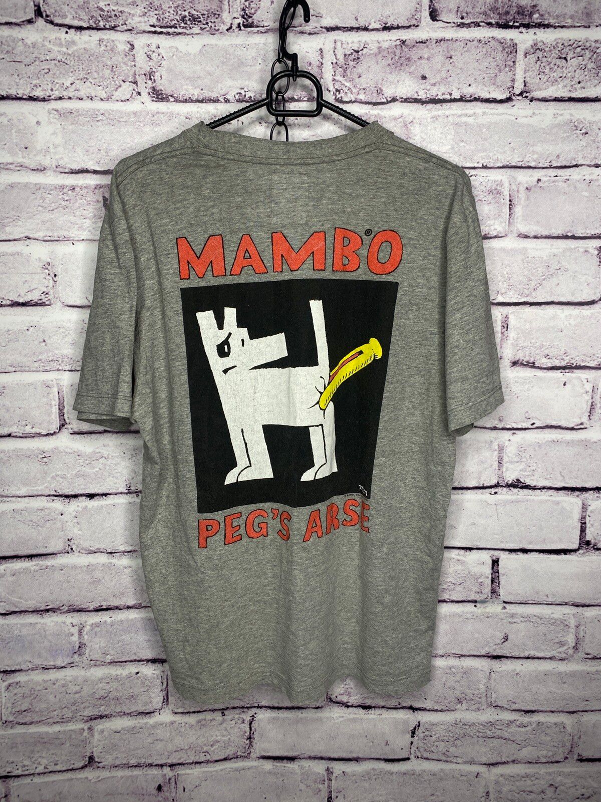 MENS Vintage 2002 Mambo Peg s Arse T Shirt