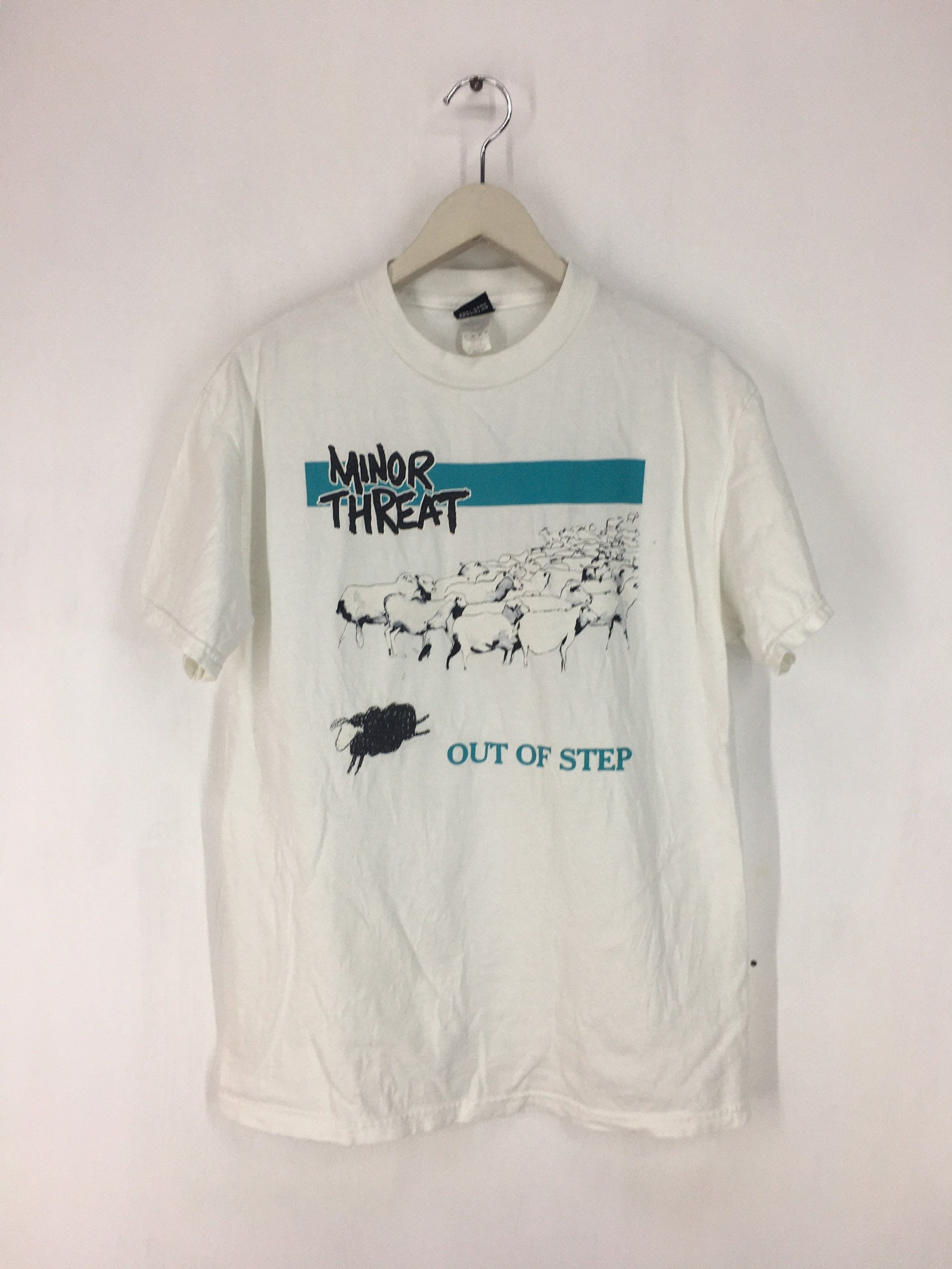 Vtg Y2K Minor Threat Out Of Step Punk Band T-Shirt