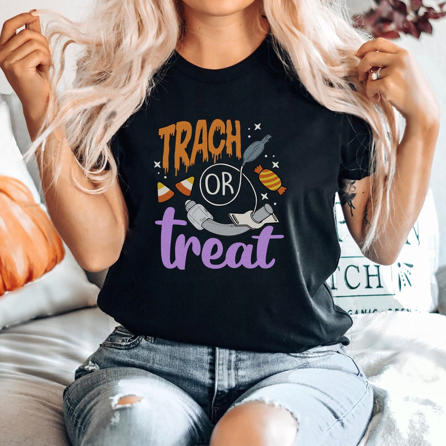 Nurse Respiratory Therapist Halloween Shirt – Trach or Treat, Funny Picu ENT RT Rrt Spooky Fall T-Shirt, ICU Rn Pulmonary Tshirt Tee Gift