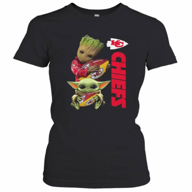 Baby Groot And Yoda Hug Kansas City Chiefs Women's T-Shirt