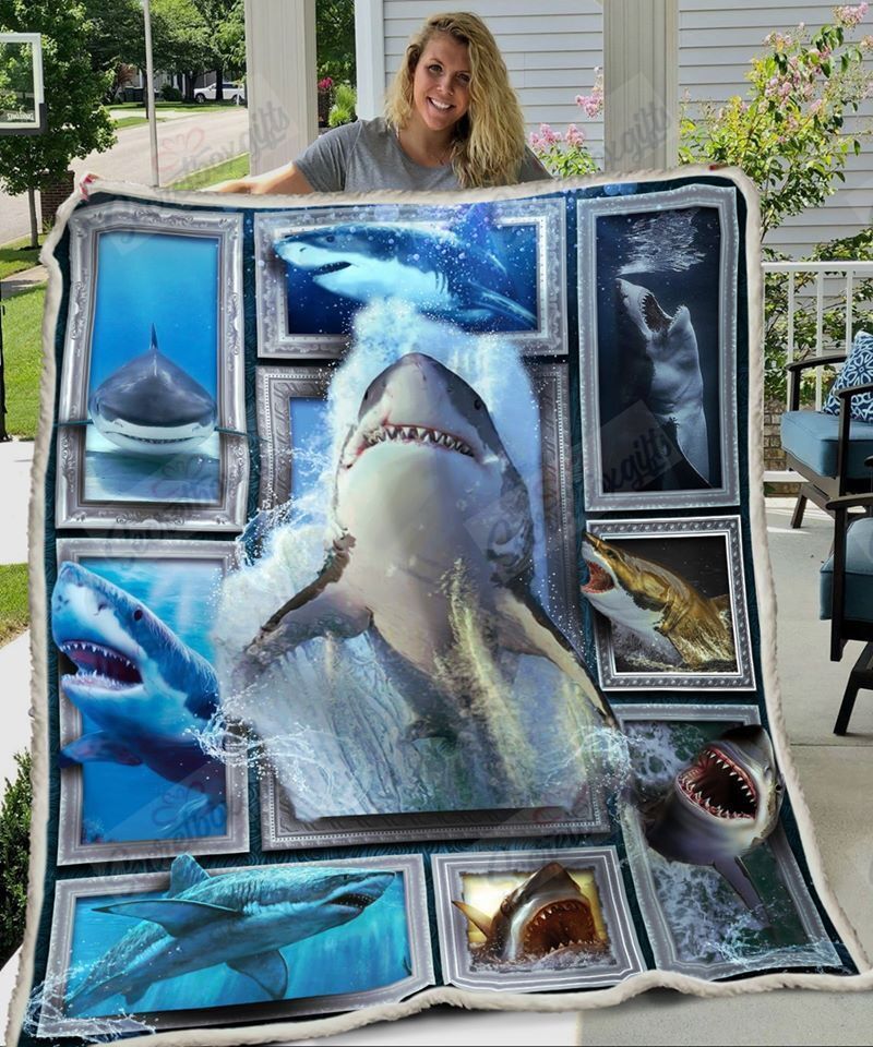 Shark Real Love On Am2712146Cl Fleece Blanket