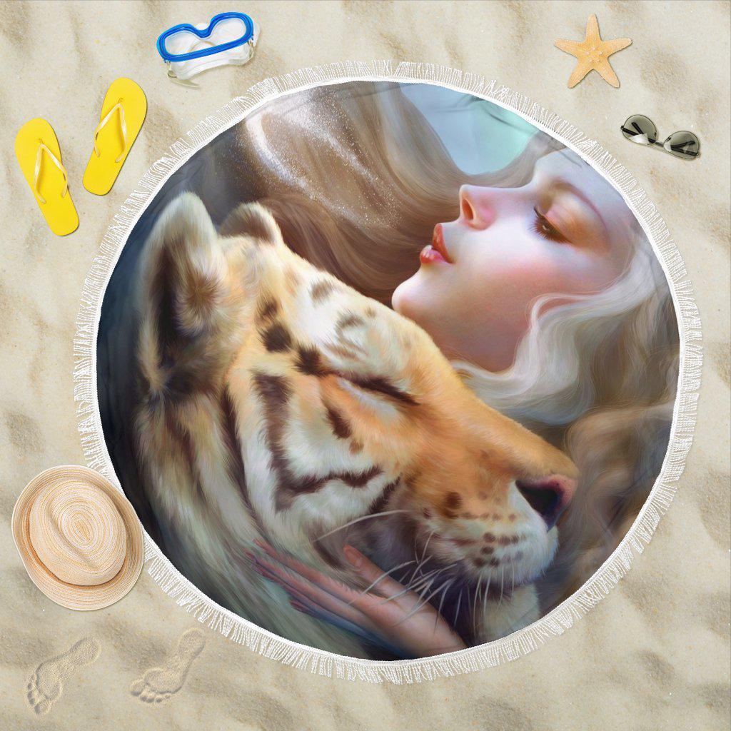 Tiger Kiss Beach Blanket Round Beach