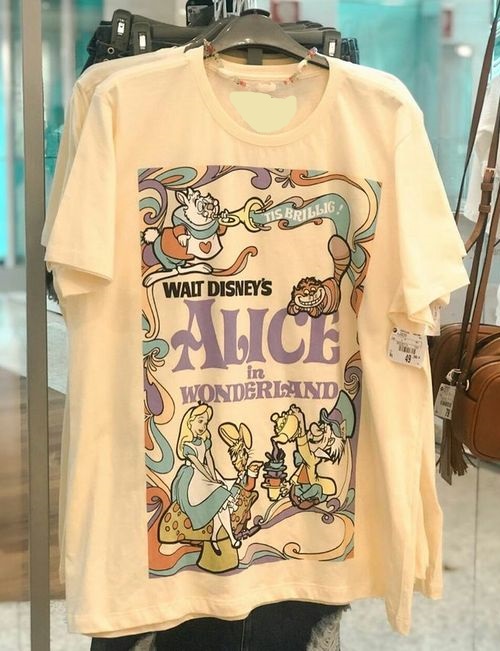 Disneyland Aesthetic Outfit Alice In Wonderland Shirt Vintage 90S Tee Shirt  For Men  For Women