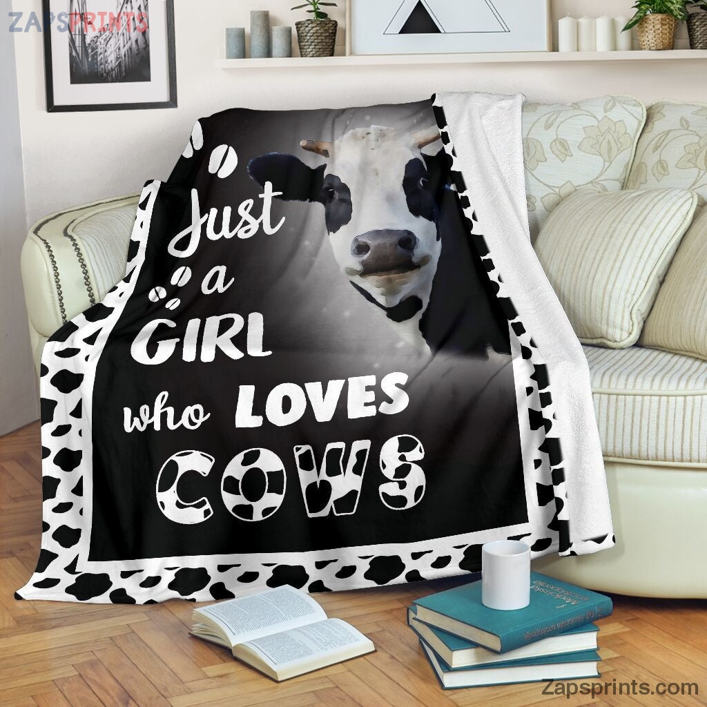 Just A Girl Who Loves Cows Blanket – Cool Gift Ideas