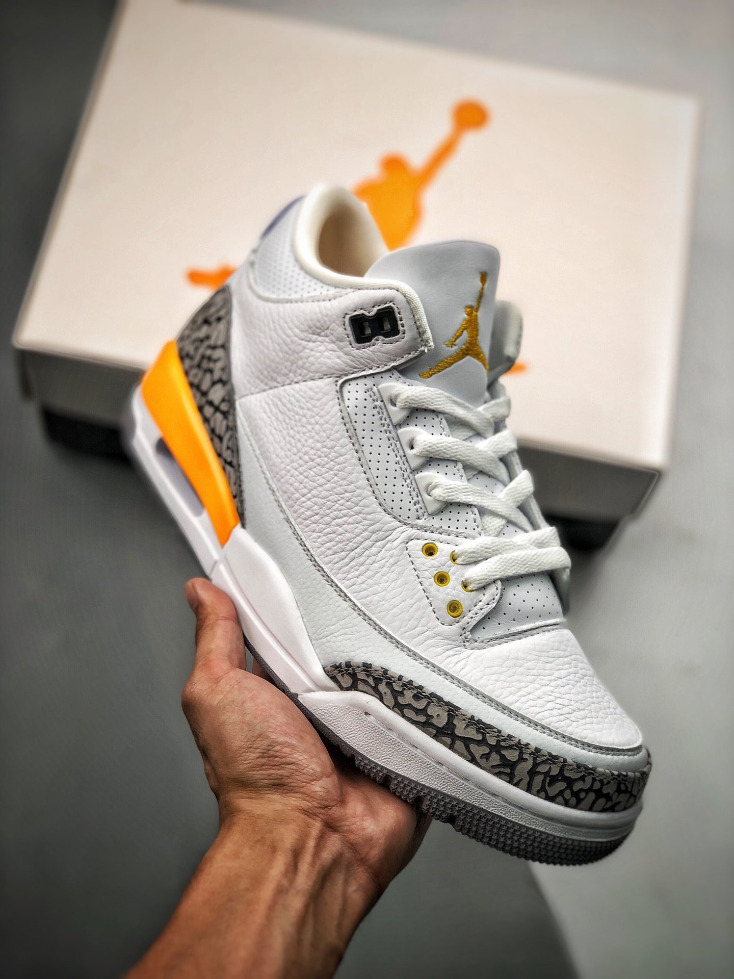 JD 3 WhiteLaser Orange-Cement Grey-Black 5341324