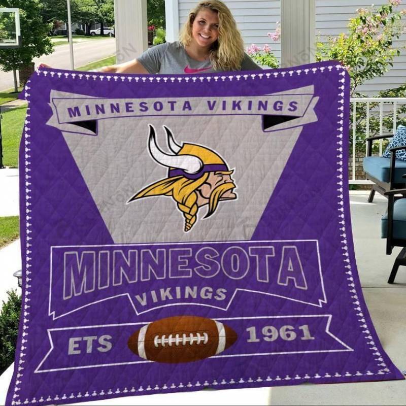 Minnesota Vikings Logo Premium Quilt