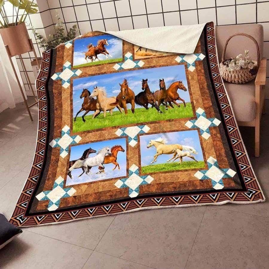 Brown Horse On The Field Fleece Blanket, Sherpa Blanket, Gift For Aunt Gift For Parent, Family Member, Friends Gift, Christmas Gift, Home Decor, Home Living