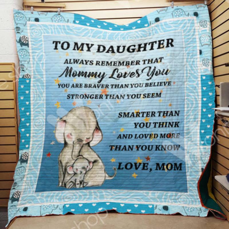 Elephant Mom M2901 82O40 Blanket