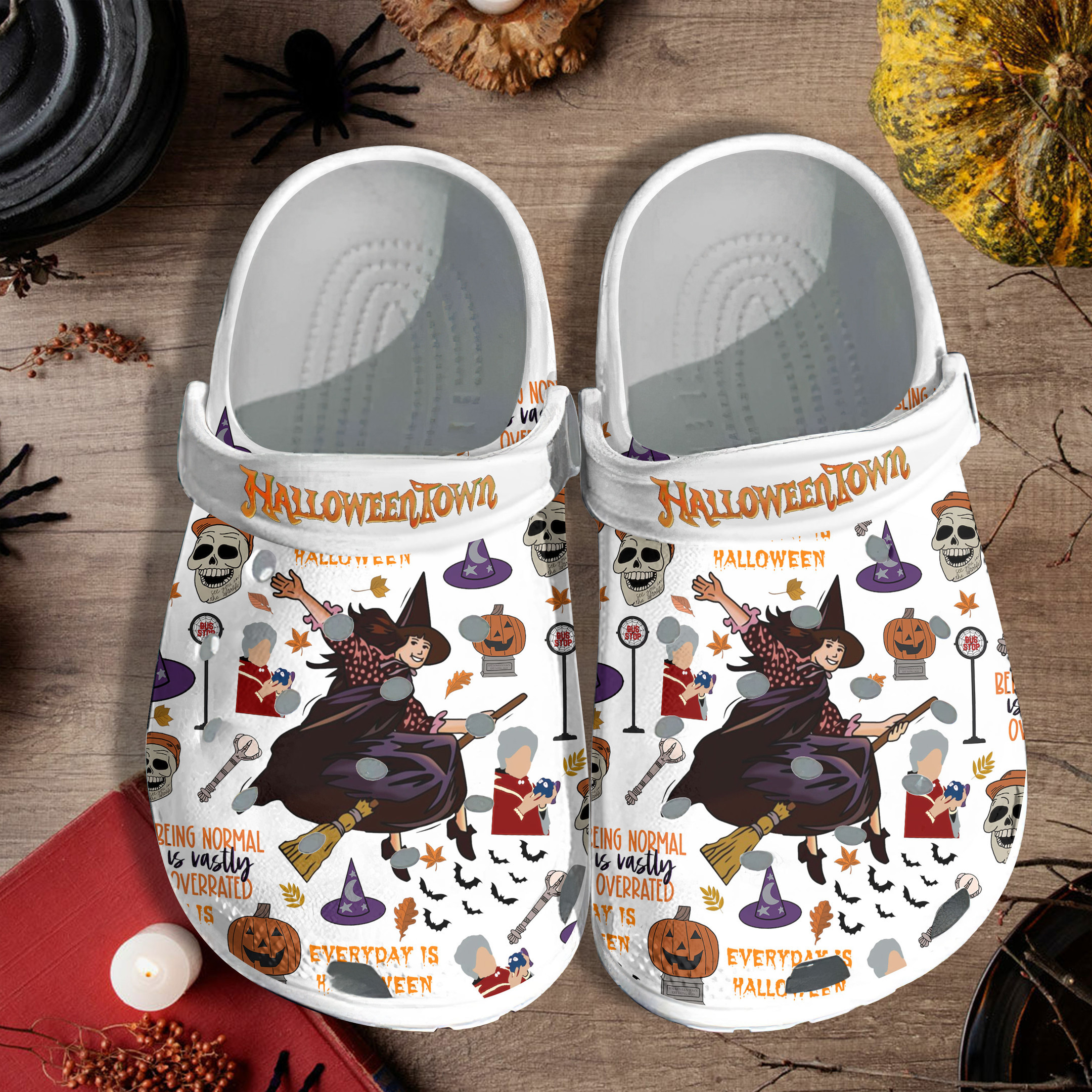 Halloweentown Tv Series Crocss Clogs For Men Women And Kid 2Pagqesd