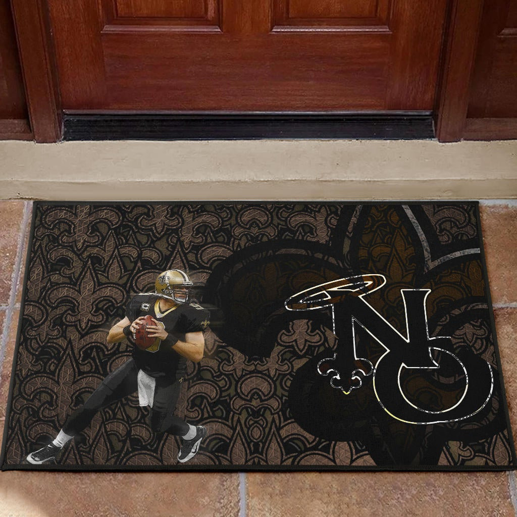 New Orleans Saints American Football Drew Brees 09 Ready To Throw Rugby Ball Saints Doodle Door Mat Home Decor