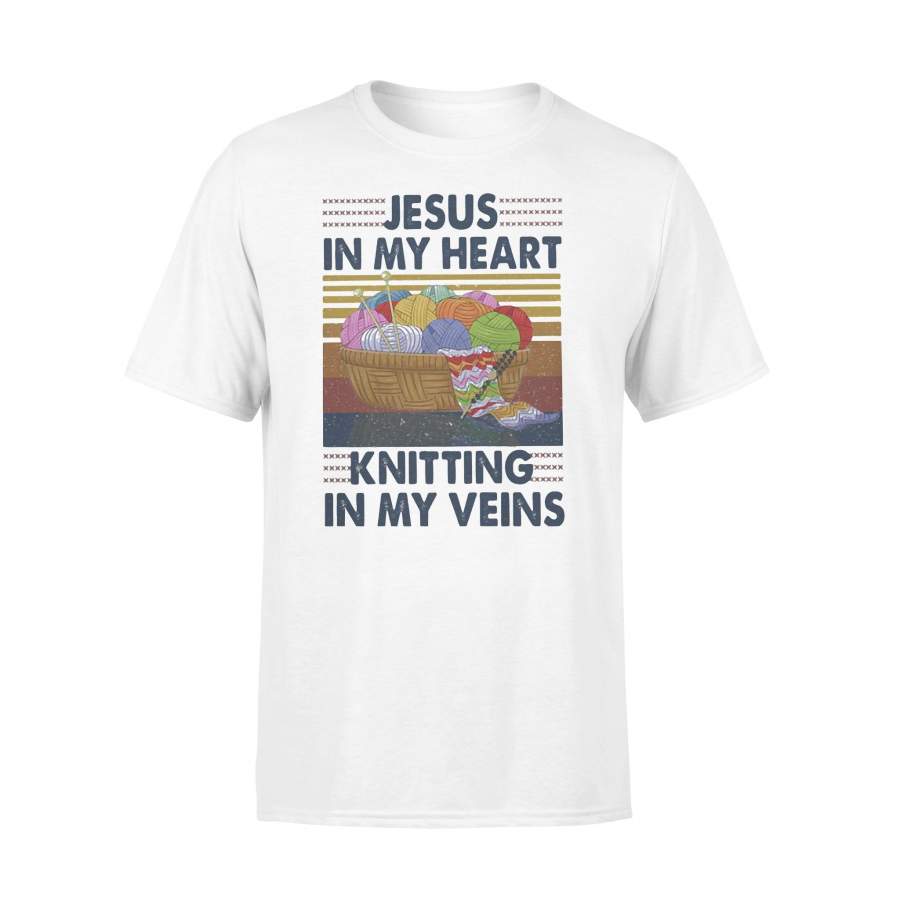 Jesus In My Heart Knitting In My Veins Vintage Retro T-shirt