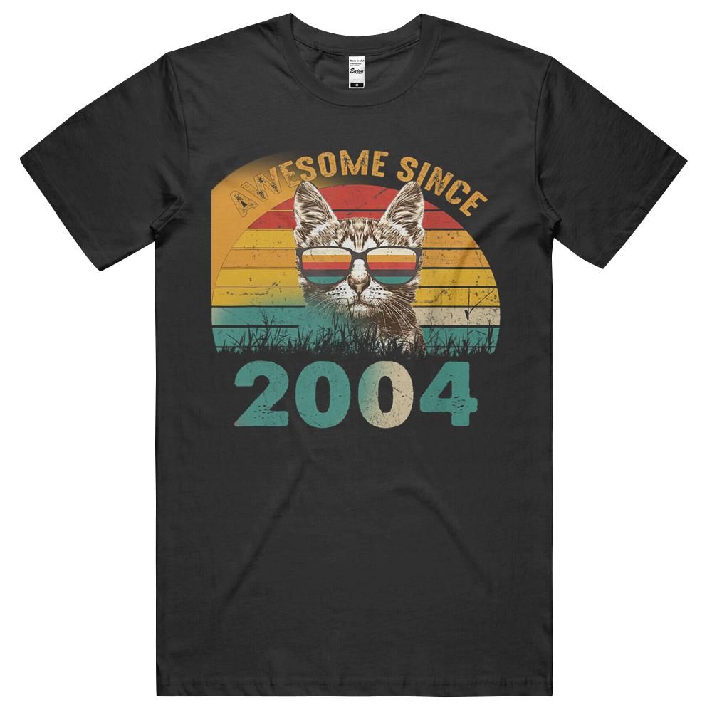 17th Birthday Vintage Cat Gift 17 Years Awesome Since 2004 Unisex Shirt