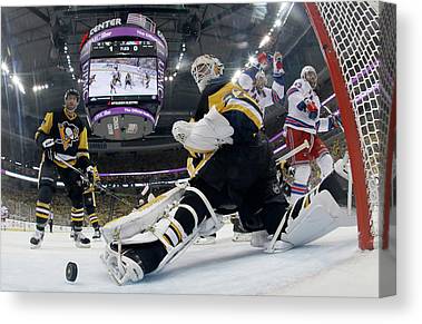 New York Rangers V Pittsburgh Penguins Justin K Aller Canvas Print