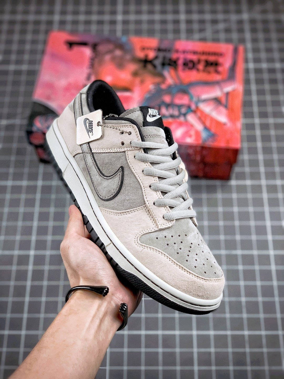 Nike Dunk Low Grey SuedeLight Bone-Black 5339327