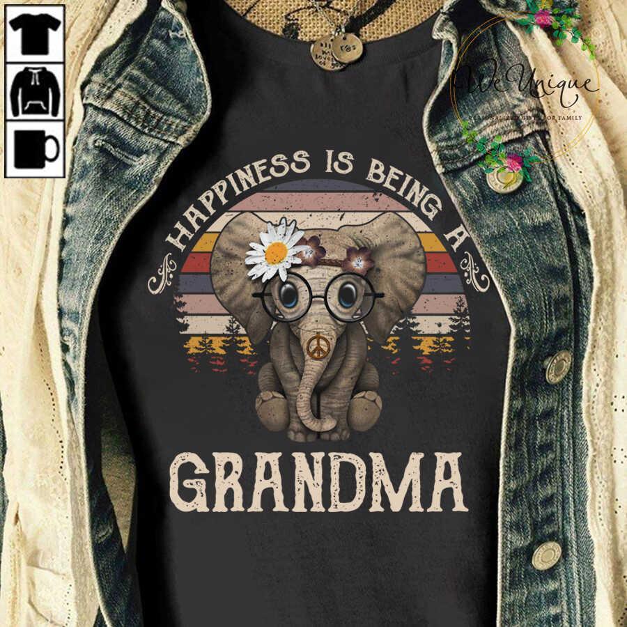 Retro Elephant Happiness Is Being A Grandma Graphic Unisex T-Shirt Hoodie All Color Plus Size Up To S-5Xl