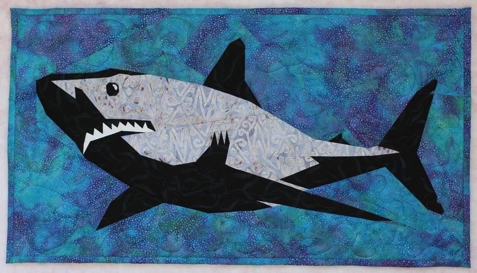 Shark Cla0511784Q Quilt Blanket