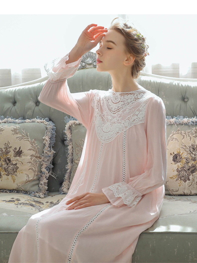 Women’s Sleepwear Vintage Night Dress White Cotton Flare Sleeve V Neck Lace Embellished Ruffle Hem Autumn Long Nightgown Gowns alx