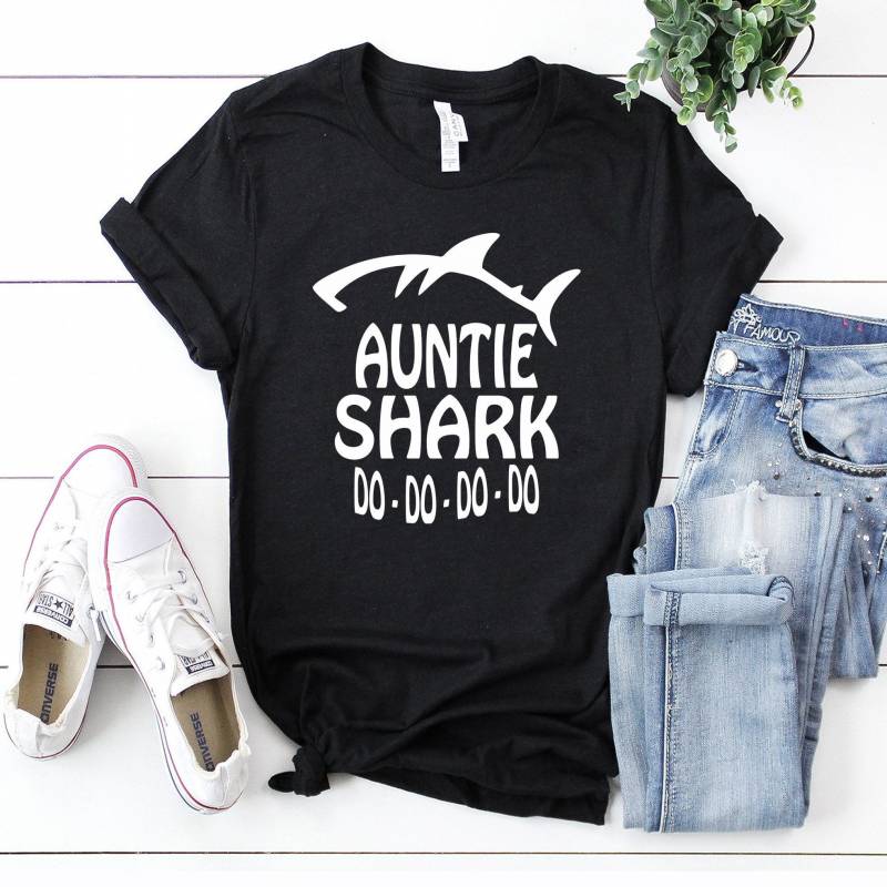 Crushtee ;Auntie Shark; T Shirt, Auntie To Be Shirt, New Auntie Gift, New Auntie Shirt, Funny Auntie Shirt, Auntie Shark Shirt, Gift for Aunt