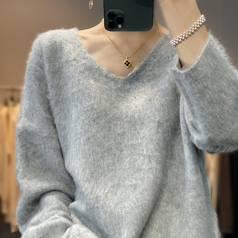 Autumn And Winter Korean Women’s Plus Size Warm Soft French Pullover V-Neck Knitted Solid Colour Fashion Jumper alx