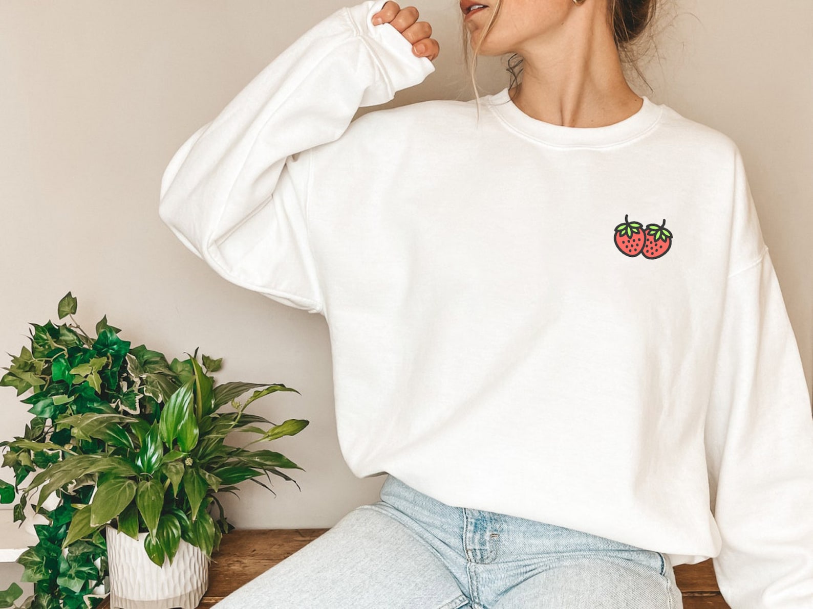 Strawberry Embroidered Halloween Sweatshirt 2D Crewneck Sweatshirt All Over Print Sweatshirt For Women Sweatshirt For Men Sws3517