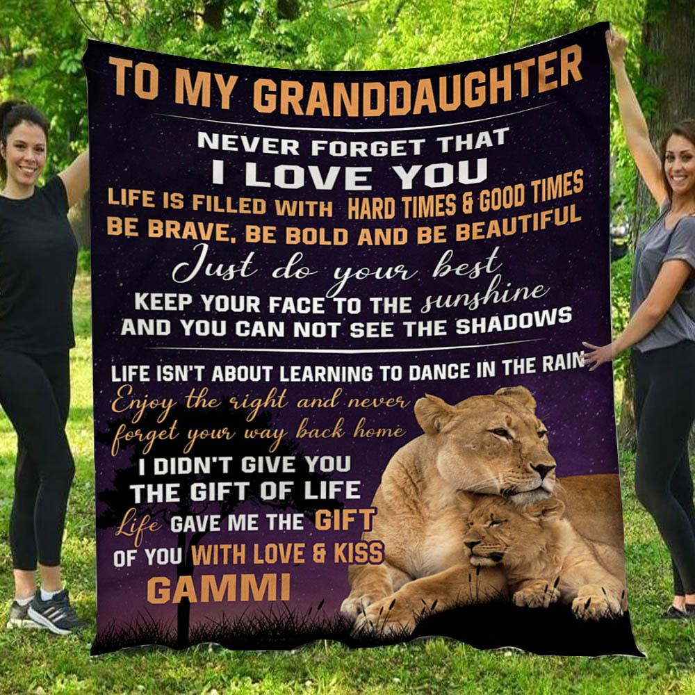 To My Granddaughter I Love You Love Lion Gammi Print  Gift – Fleece Blanket