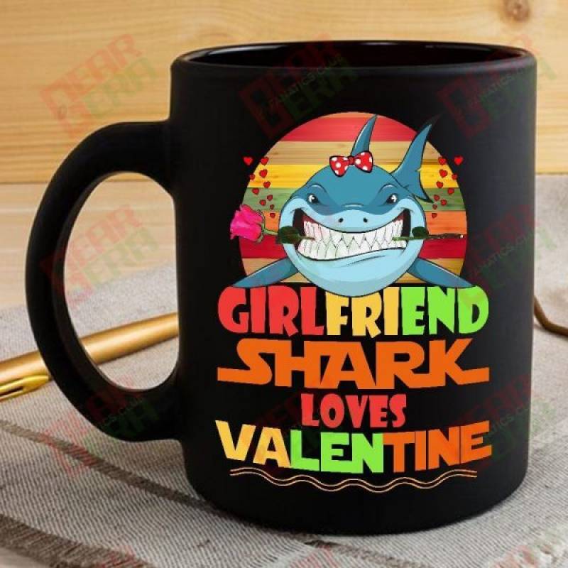 Vintage Girlfriend Shark Doo Doo Doo Coffee Mug Retro Shark And Rose Womens Custom Father’s Day Mother’s Day Gift Idea GE571