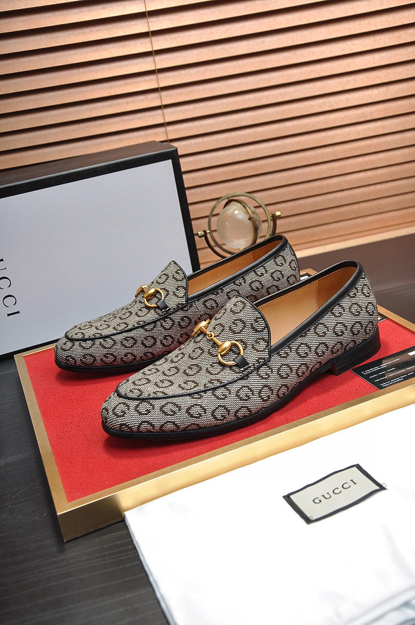 Gucci Maxi G Logo Jordaan Loafer Multicolor, Men SNK634486559