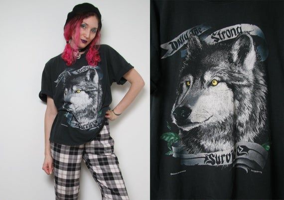 90s Vintage Wolf T Shirt Only The Strong Survive By Daniel Murray Wolf Graphic Tee Biker Shirt Motorcycle T Shirt Size L Unisex