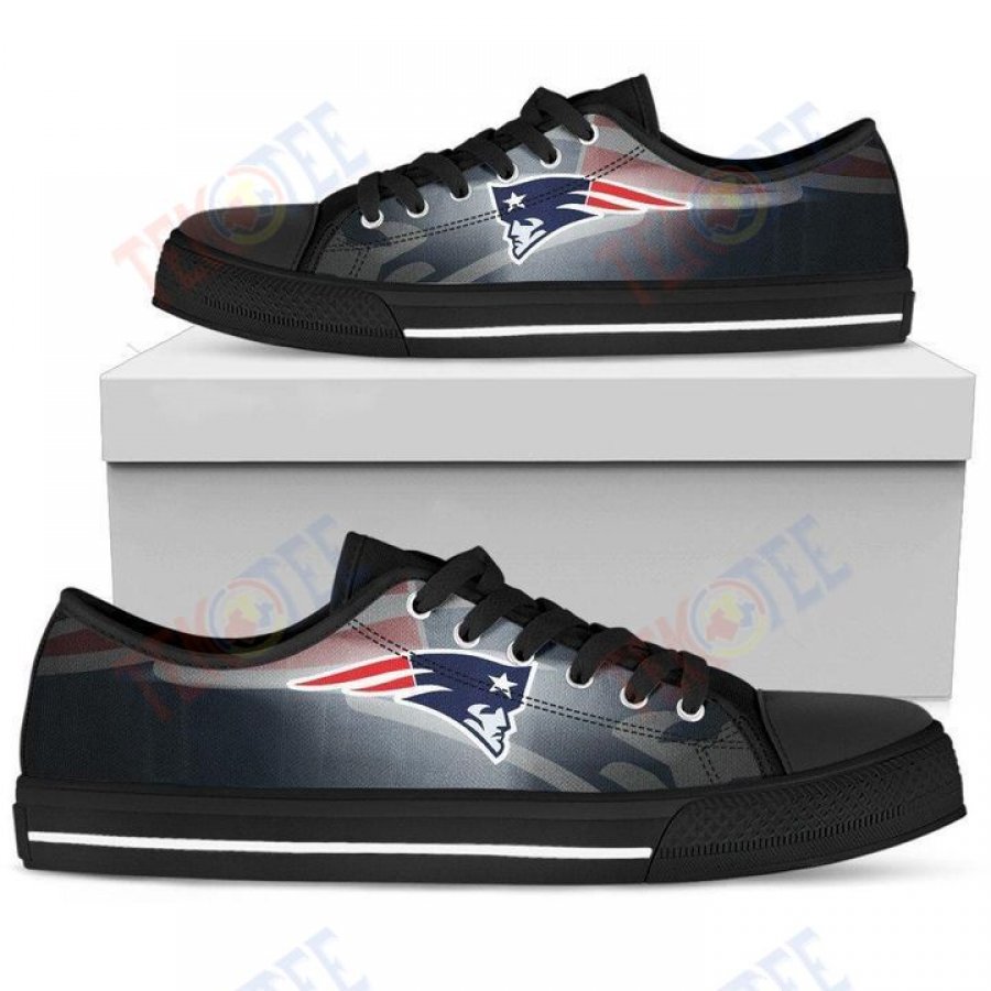 Mens Womens New England Patriotslight Logo Lowtop Low Top Shoes Custom Print Footwear Convers Sneakers TMT295