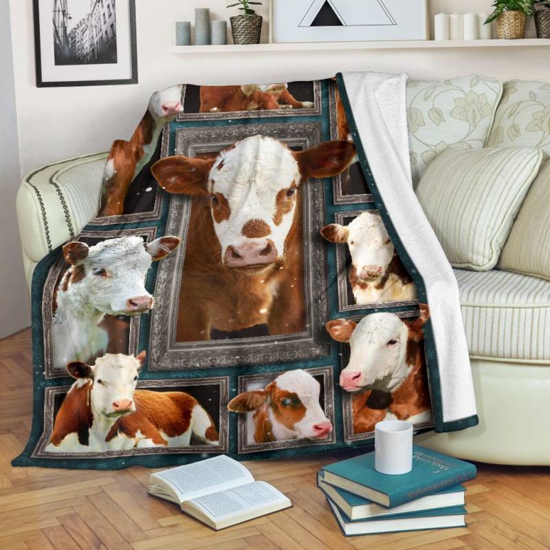 A BC-BLANKET – FARM – 3D HEREFORD CATTLE CALF