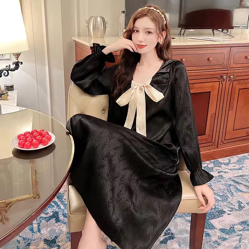 Women Sweet Long Sleeve Nightdress Sexy Patchwork Lace V-neck Nightgown Sleepwear French Court Style Satin Home Dress Loungewear alx