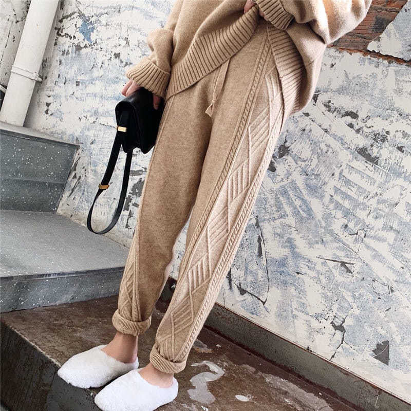 Winter Warm Knitted Sweatpants Women’s Casual High Waist Thick Harem Ankle-length Pants Korean Loose Sweater Trousers 2022 New alx