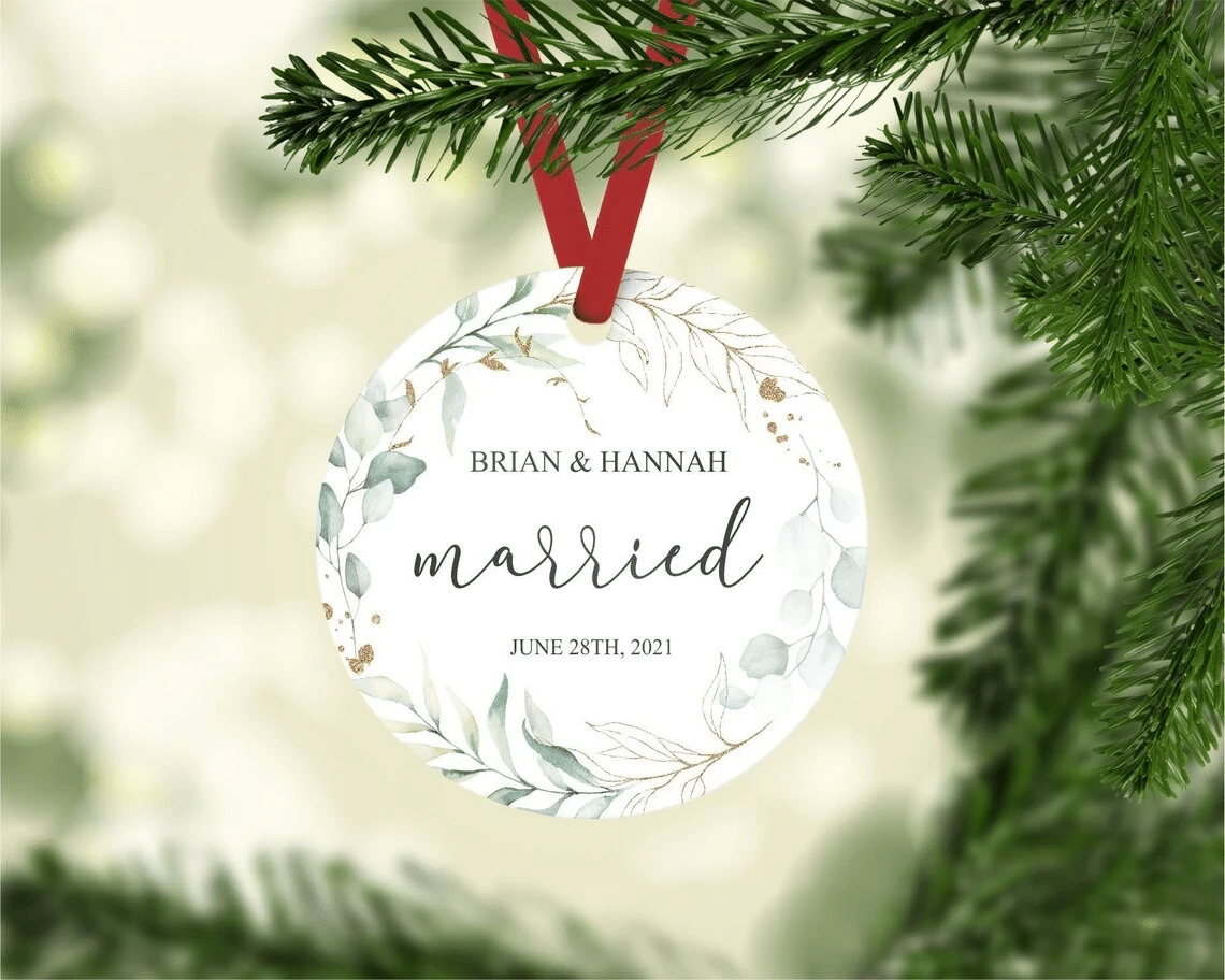 [Personalized Name & Number] Just Married Ornament, First Christmas Married Ornament, Mr And Mrs Ornament, Christmas Tree Decoration, Christmas Home Decor 2