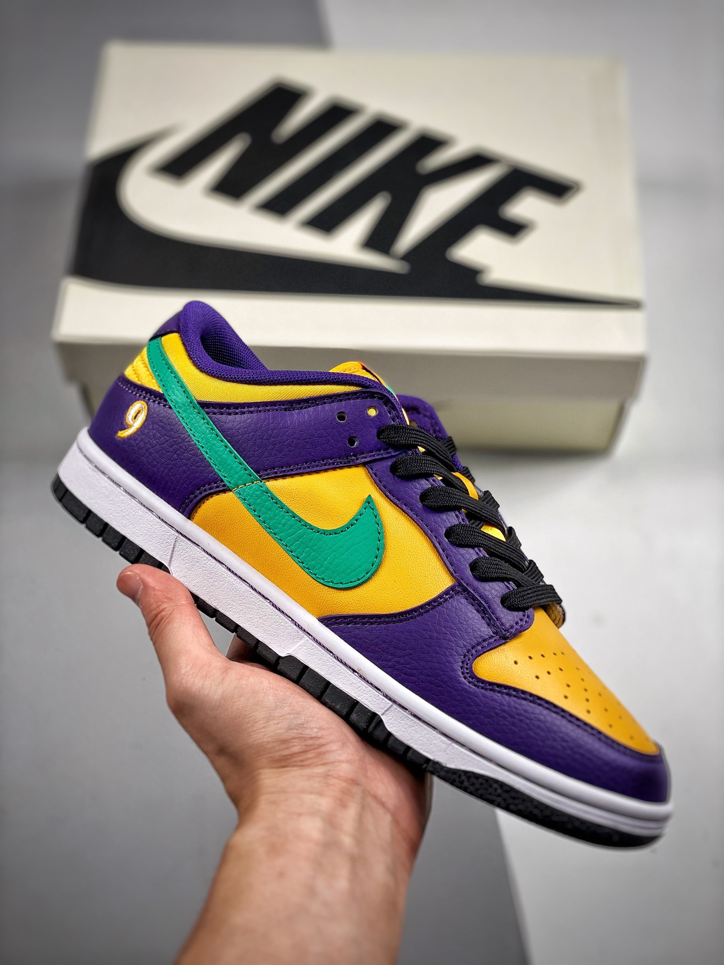 Nike Dunk Low Lisa Leslie Court PurpleClear Emerald DO9581-500 5339400