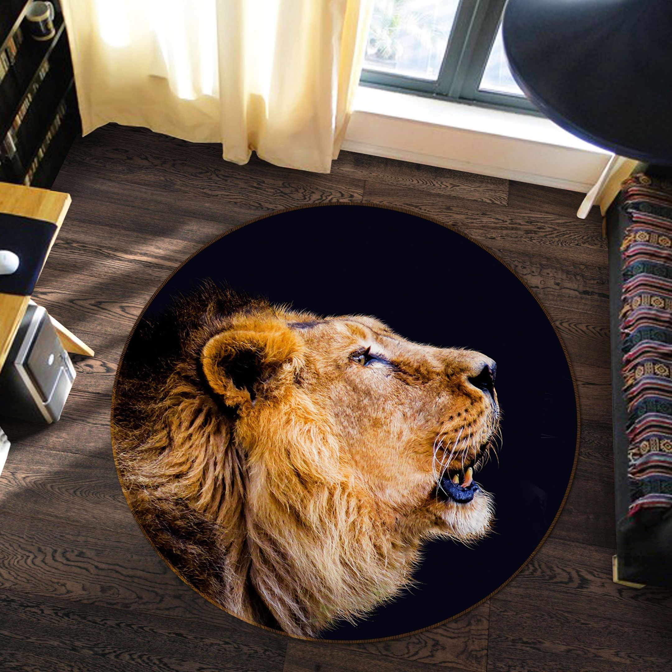 3D Lion Cub Roaring Black Background Round Rug – Round Carpet Home Decor