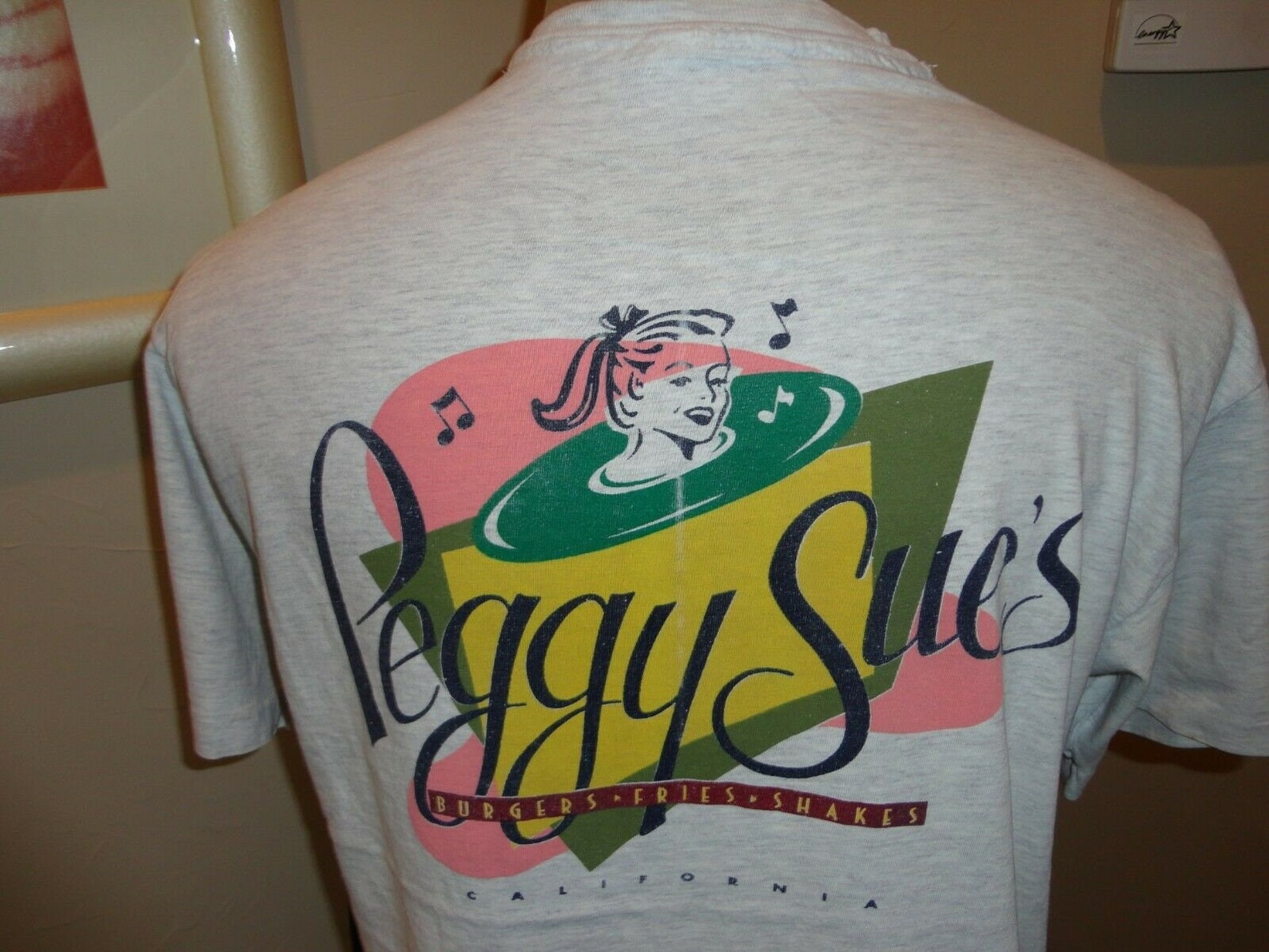 Vtg 90S Light Gray Peggy Sues Restaurant Diner 99 1 T-Shirt