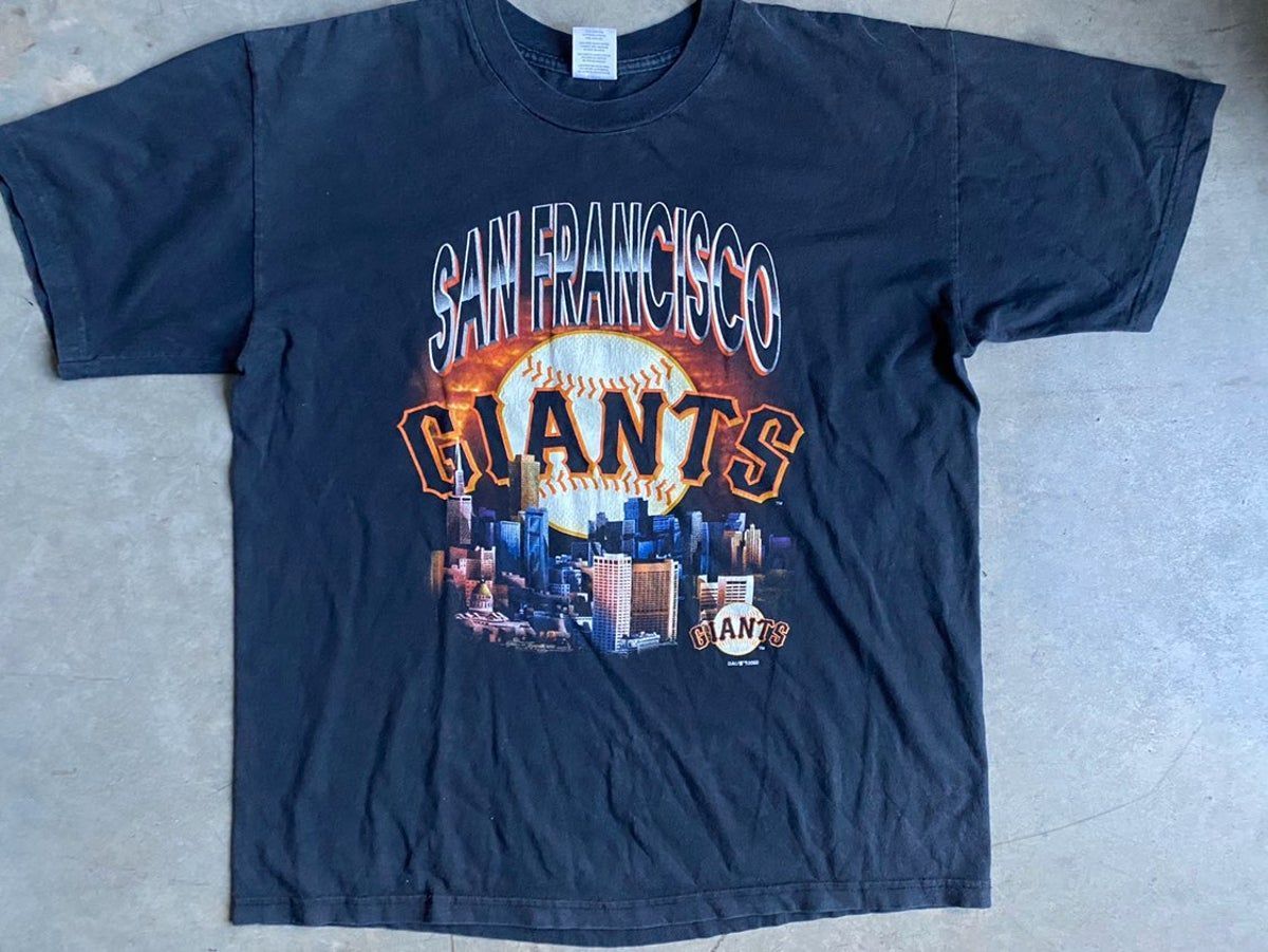 Vintage 00S San Francisco Giants Shirt