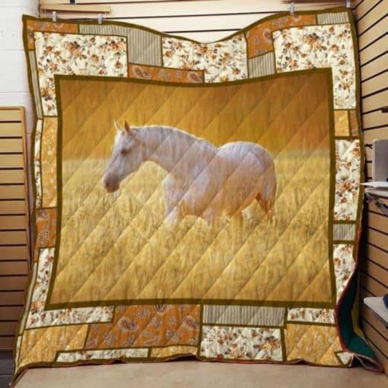 Horse J2104 83O32 Blanket