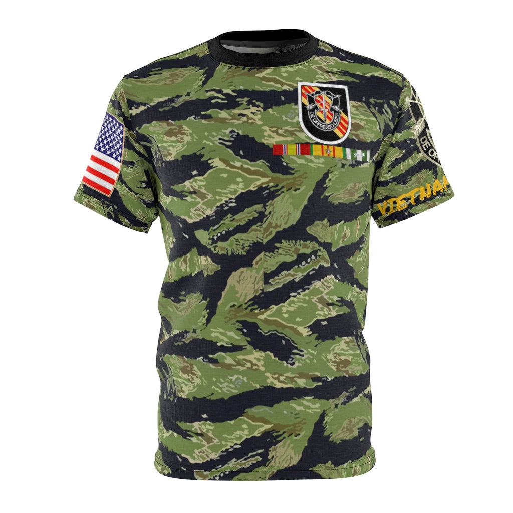 All Over Printing – Army -5Th Special Forces Group (Airborne) – Vietnam Veteran – Military Tiger Stripe Jungle Camouflage Shirt