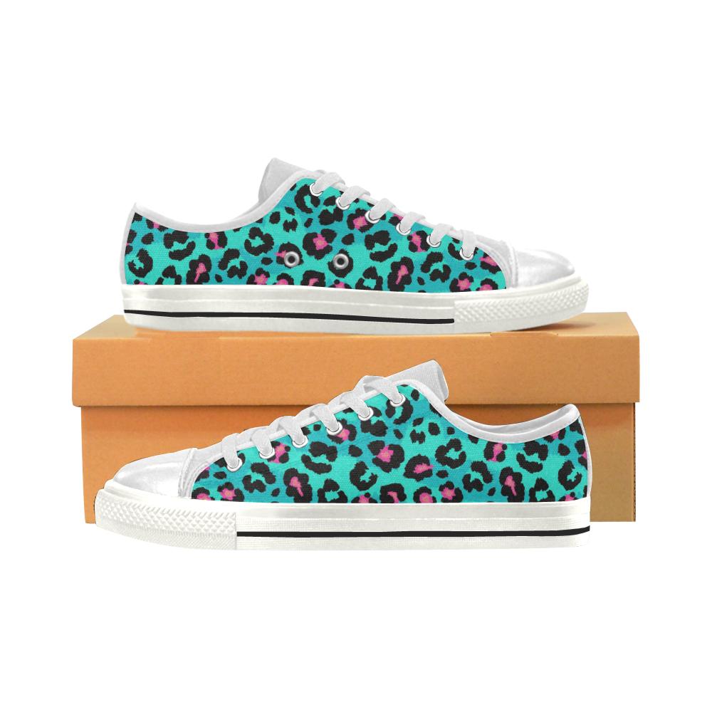 Green leopard skin print pattern Women’s Low Top Shoes White