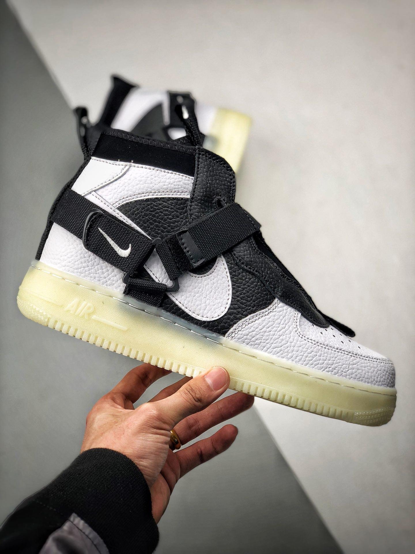 Nike Air Force 1 Utility Mid Orca 5339981