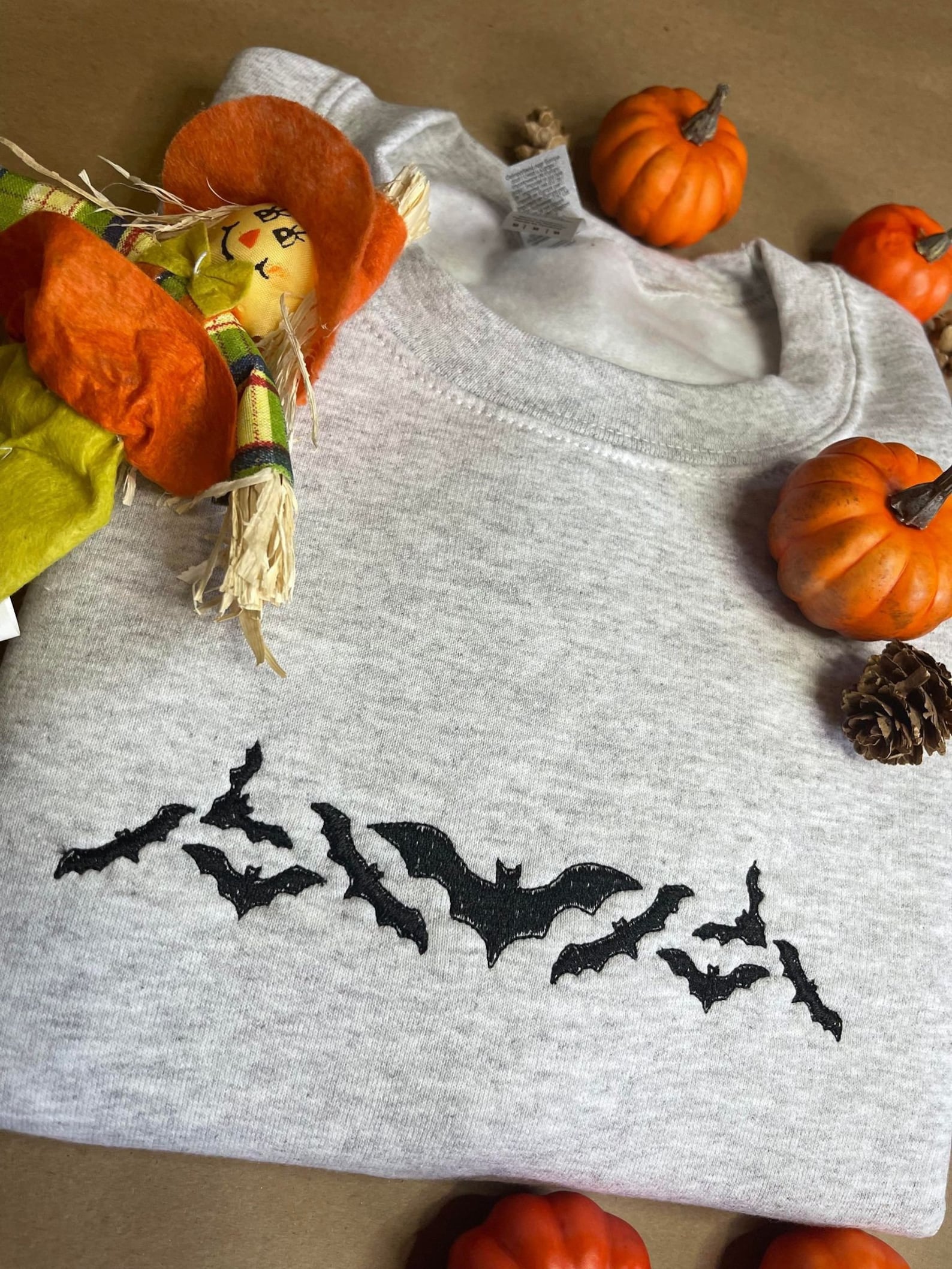 Bats Embroidered Sweatshirt 2D Crewneck Sweatshirt All Over Print Sweatshirt For Women Sweatshirt For Men Sws2648