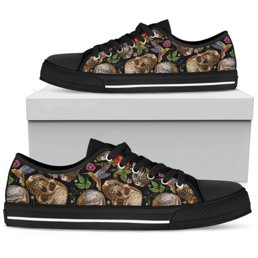 Vintage Skull Pattern Print Women’s Low Top Shoes