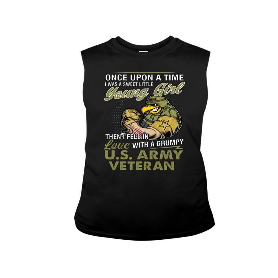 Young Girl Feel In Love With A Grumpy U.S Army Veteran Unisex Long Sleeve