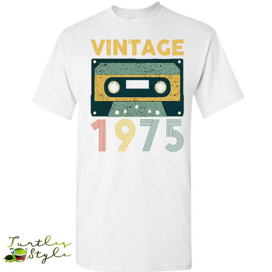 40th Birthday Gift Vintage 1975 Year Old Mixtape – Gildan Short Sleeve Shirt